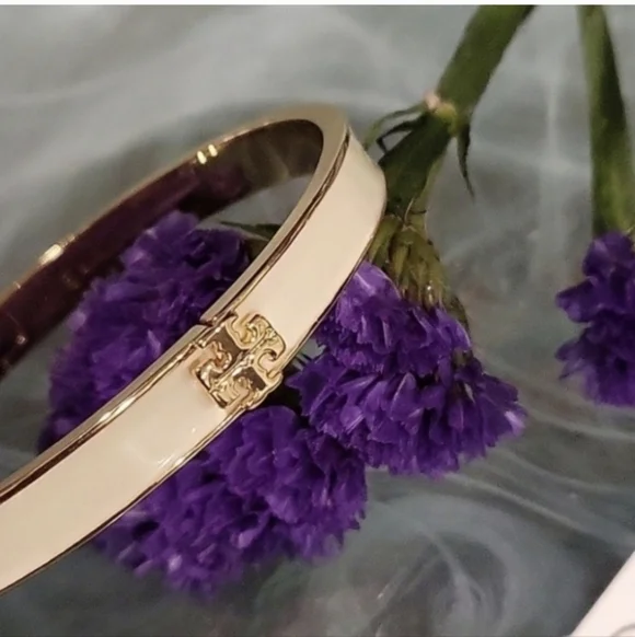 Tory Burch Cream and Gold Bangle Bracelet - Picture 1 of 4
